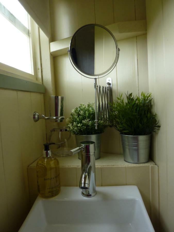 The Buteland Stop Rosie Off Grid Shepherds Hut Bellingham Luaran gambar